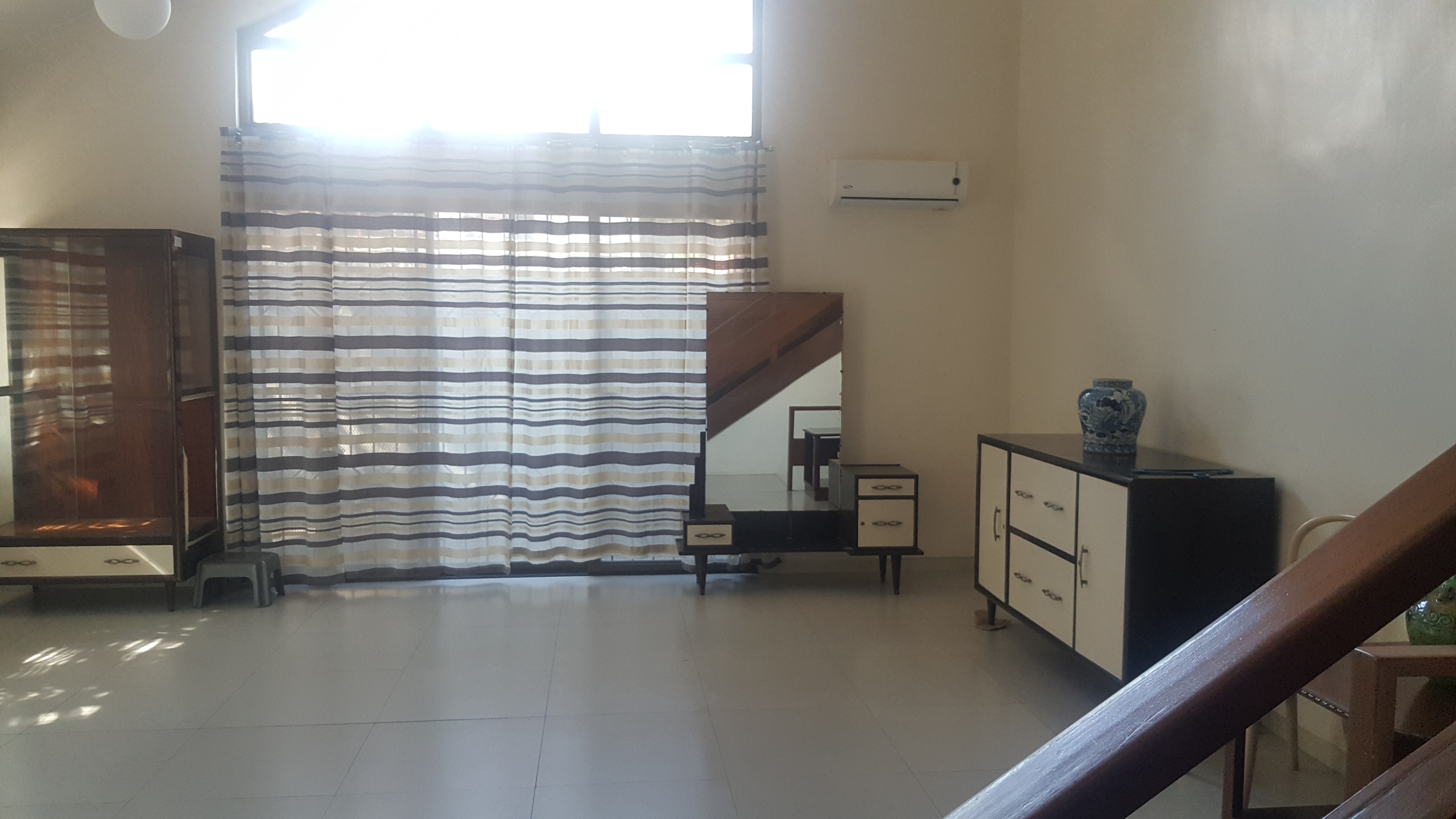 semi-furnished-5-bedrooms-house-in-capitol-cebu-city
