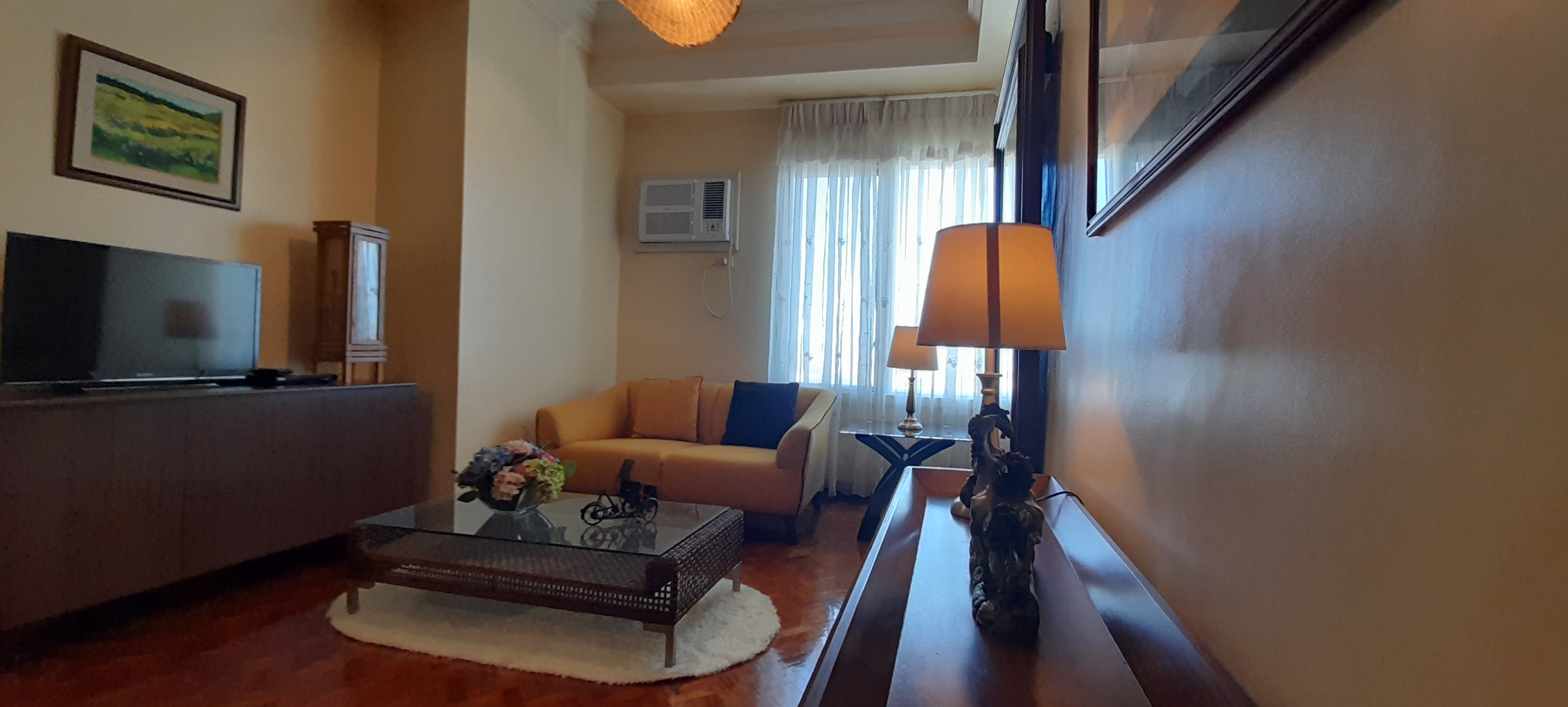 spacious-1-bedroom-condominium-in-near-ayala-or-cebu-business-park-cebu-city