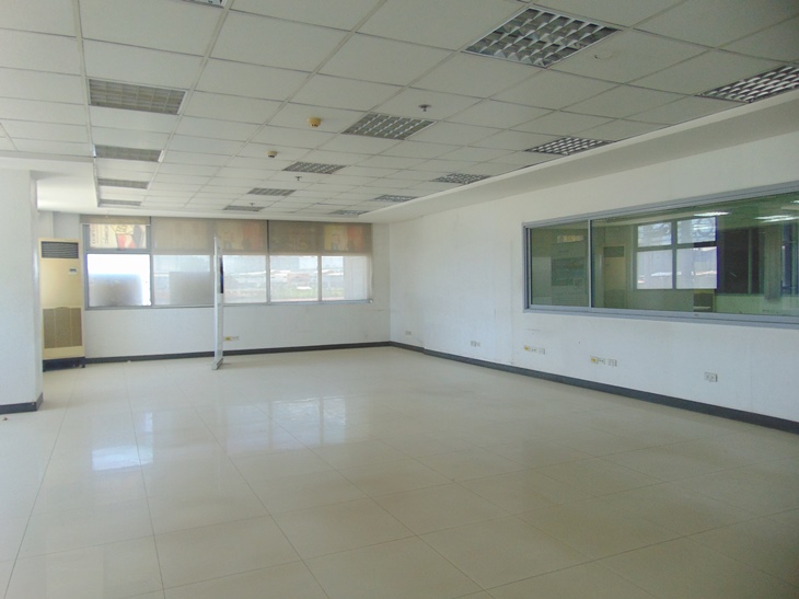 office-space-in-mandaue-city-cebu-200-square-meters