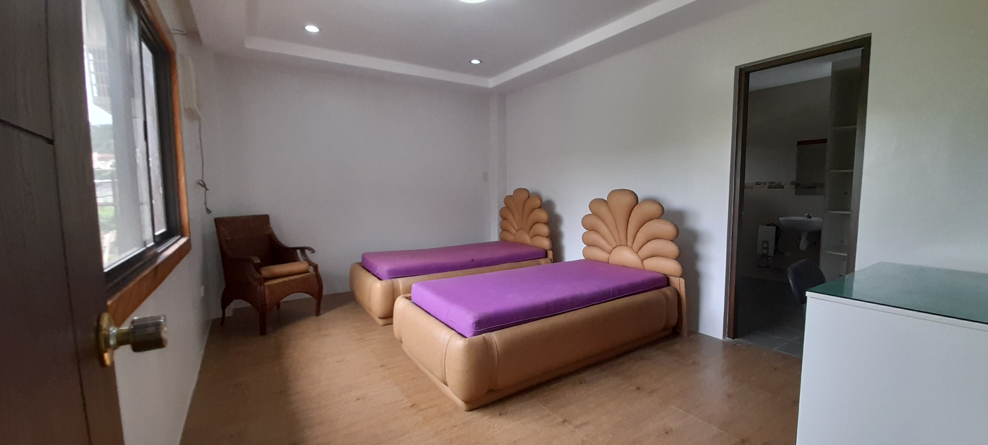 5-bedroom-semi-furnished-house-in-guadalupe-cebu-city-cebu-fa-is-241ssqm
