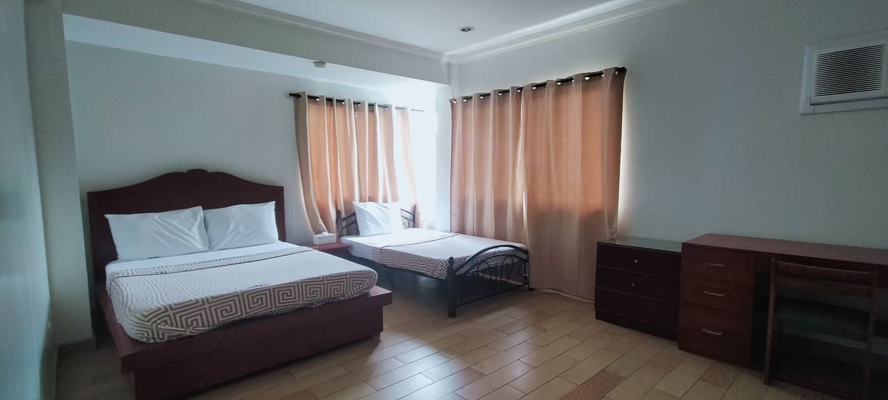 7-bedroom-house-with-swimming-pool-in-banilad-cebu-city-cebu