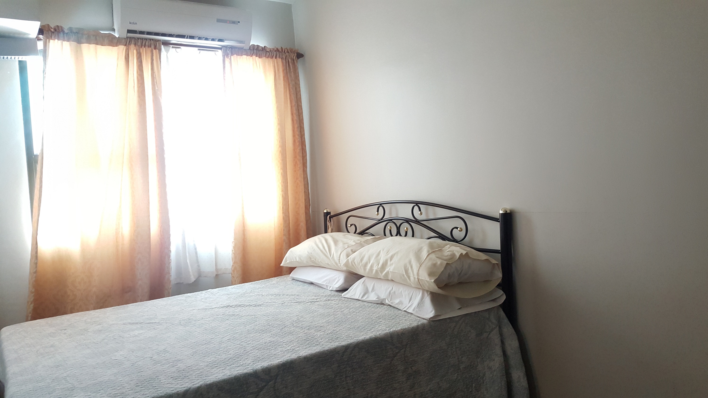 furnished-2-bedrooms-condominium-in-cebu-business-park