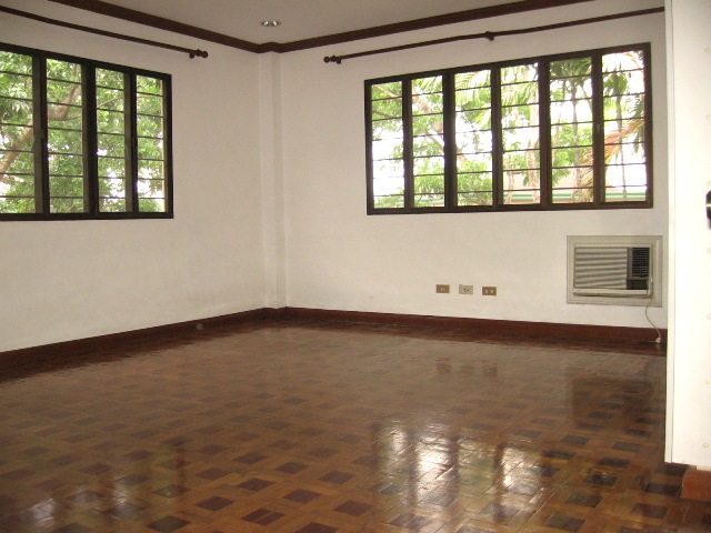 for-rent-house-in-northtown-mandaue-city-cebu-semi-furnished