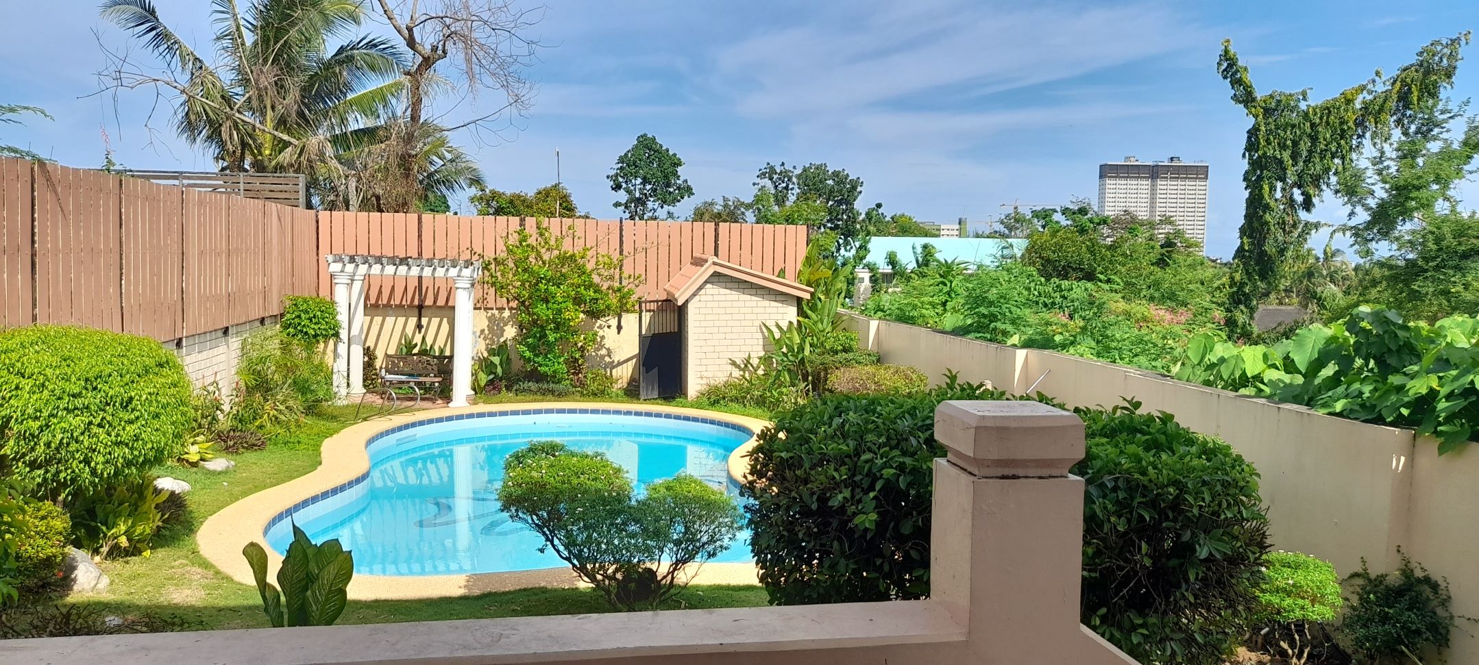 4-bedroom-house-with-swimming-pool-in-banilad-cebu-city-cebu