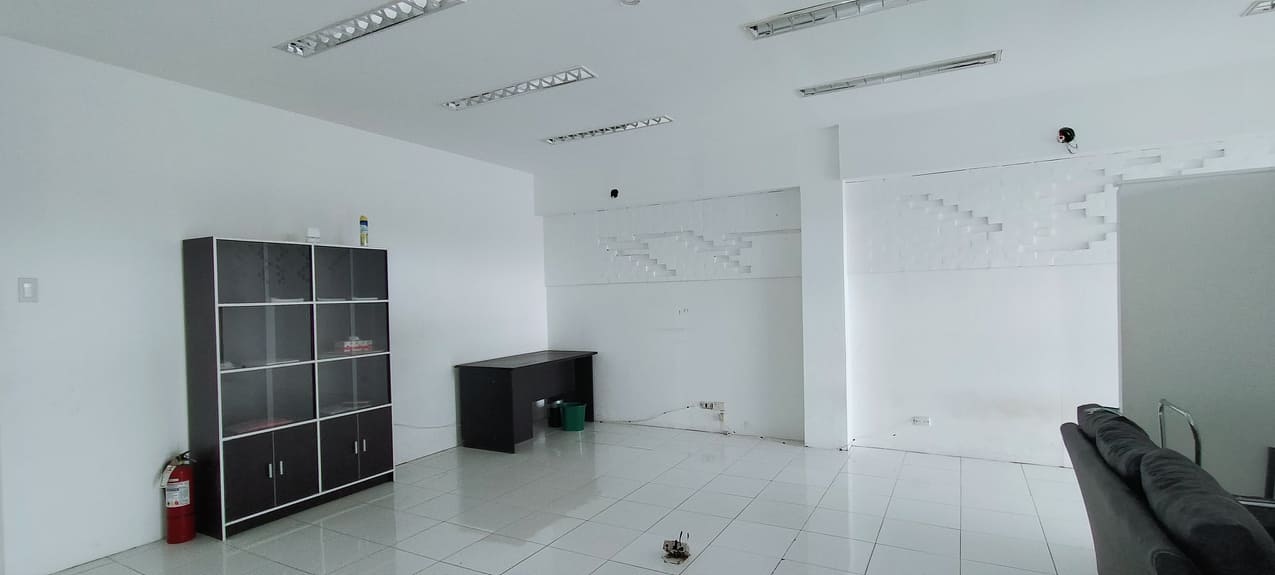 112-square-meters-semi-fitted-office-in-mandaue-city-cebu