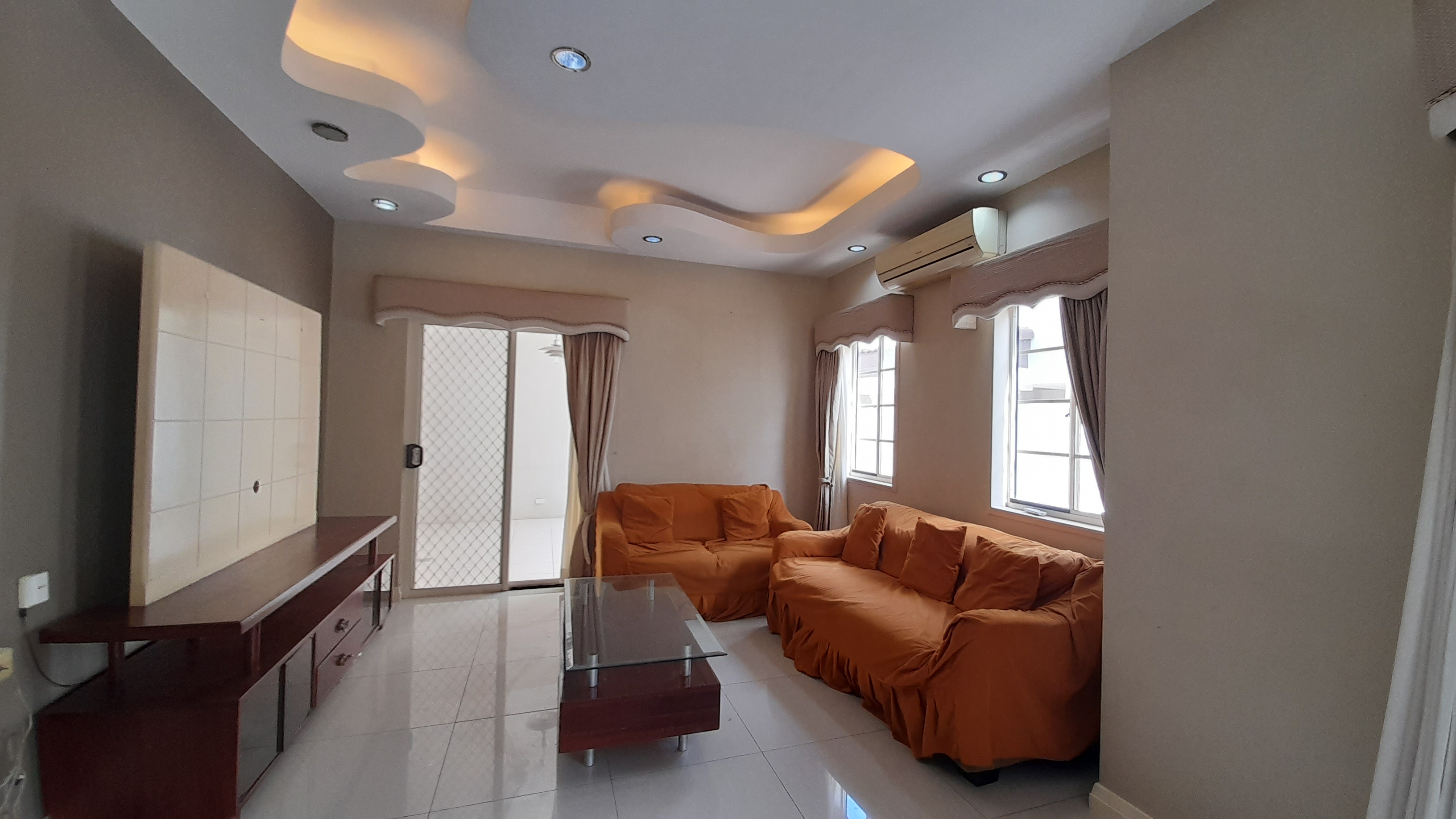 4-bedroom-and-fully-furnished-house-in-banawa-cebu-city-cebu
