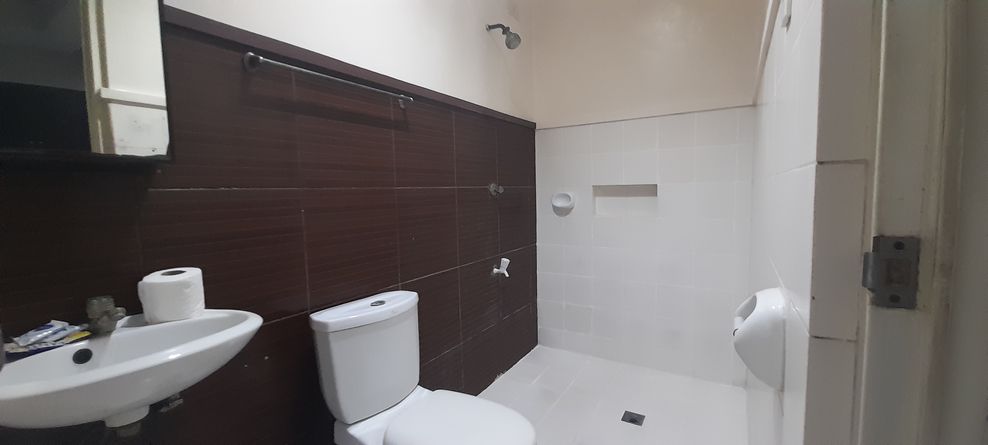 2-bedroom-semi-furnished-apartment-in-banawa-cebu-city-cebu