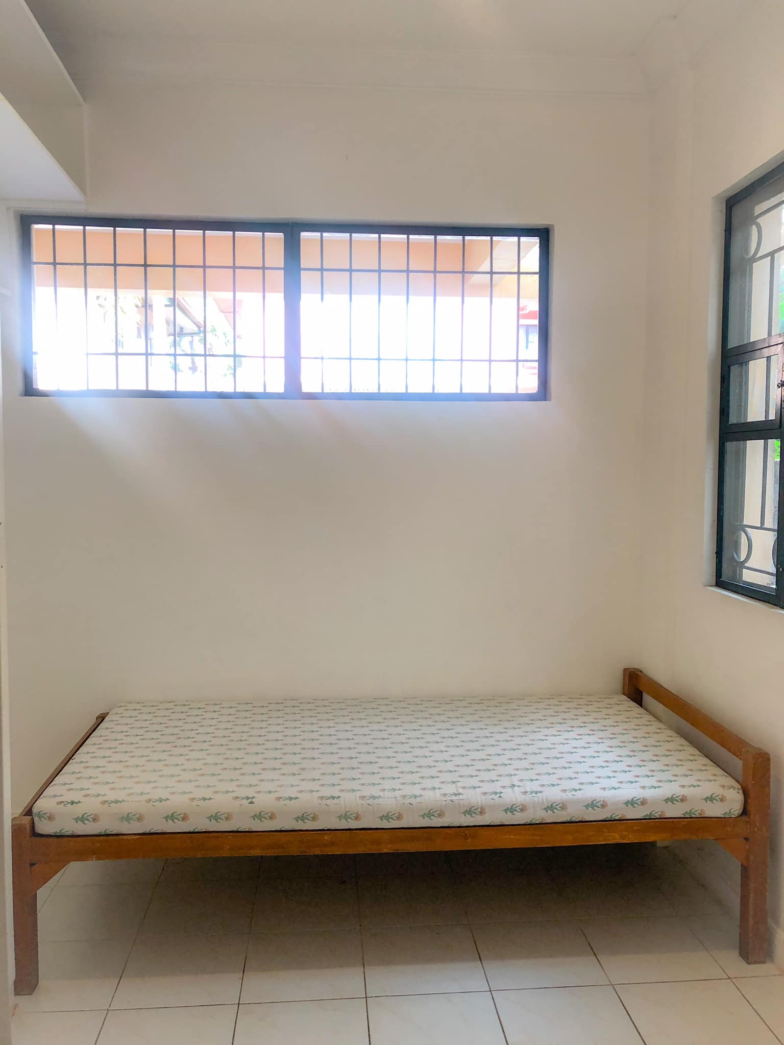 4-bedroom-semi-furnished-house-in-banilad-mandaue-city-cebu