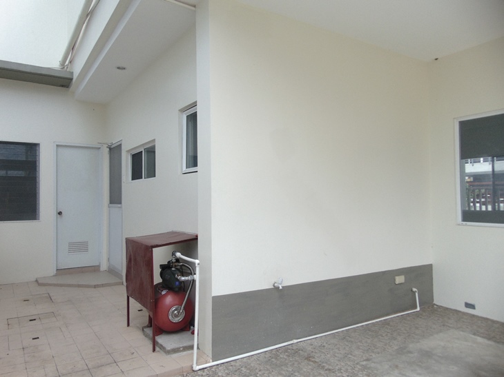 4-bedroom-house-for-rent-in-mandaue-city-cebu-semi-furnished