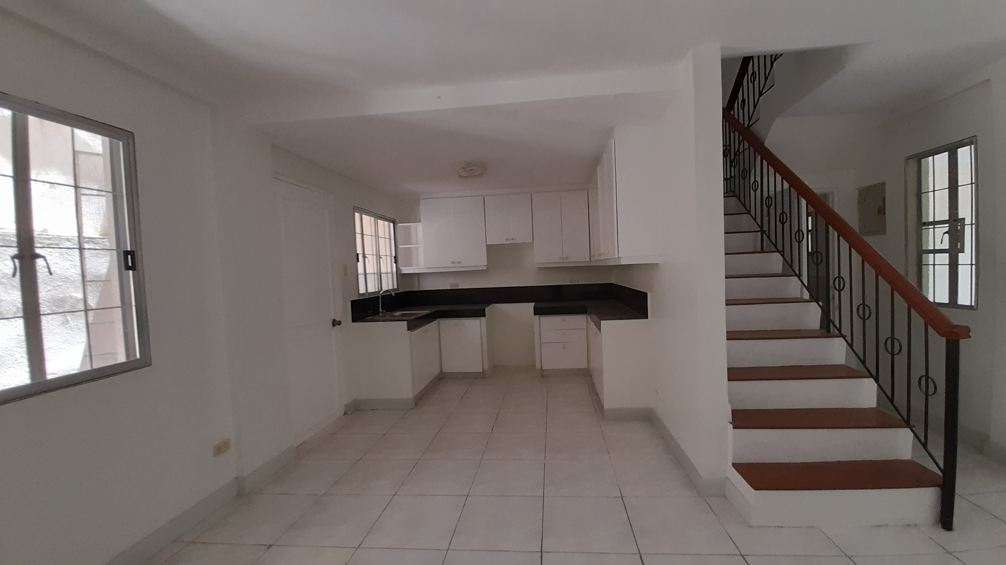 4-bedroom-fully-furnished-townhouse-in-lahug-cebu-city