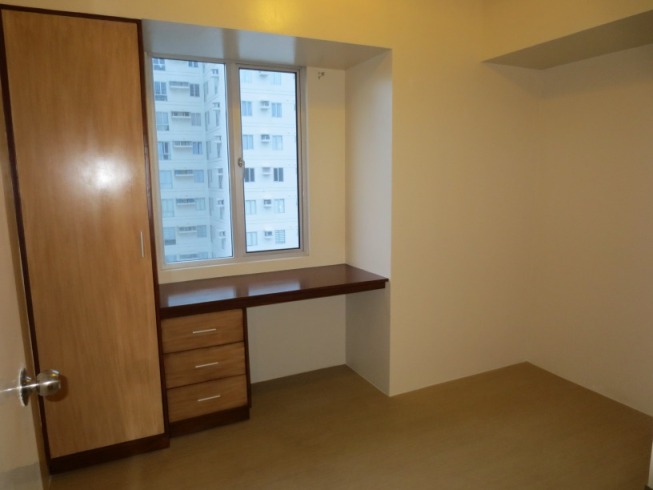 2-bedroom-condominium-located-in-avida-towers-cebu-city
