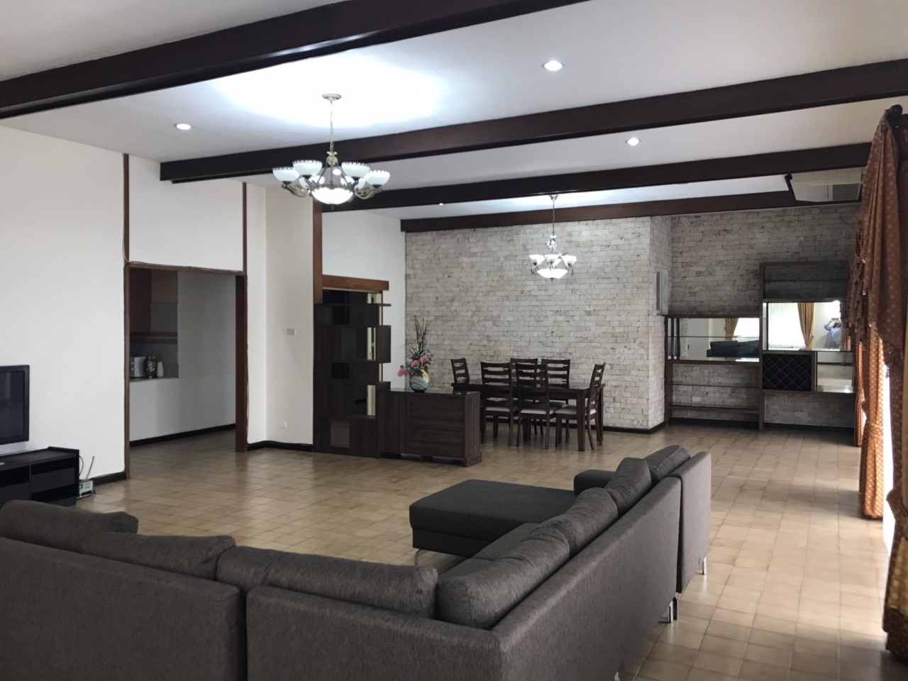 large-bungalow-and-3-bedroom-house-for-rent-in-banilad-cebu-city