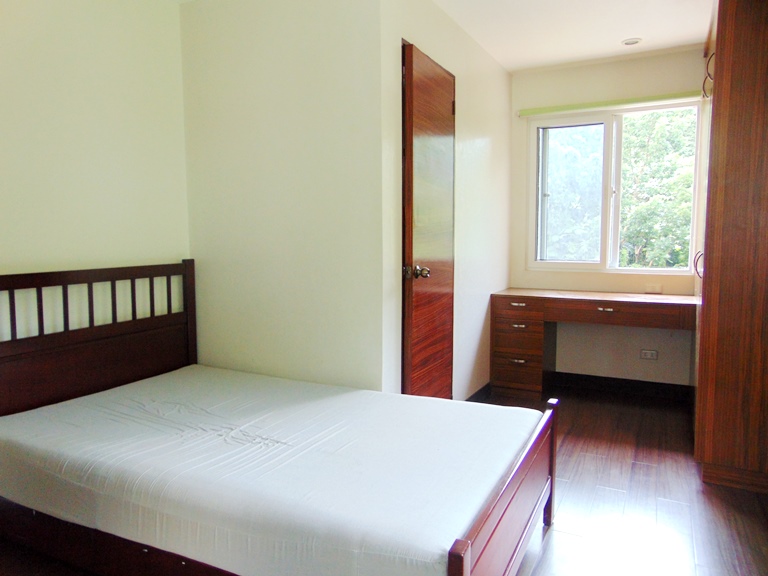 4-bedroom-fully-furnishes-house-in-banilad-cebu-city