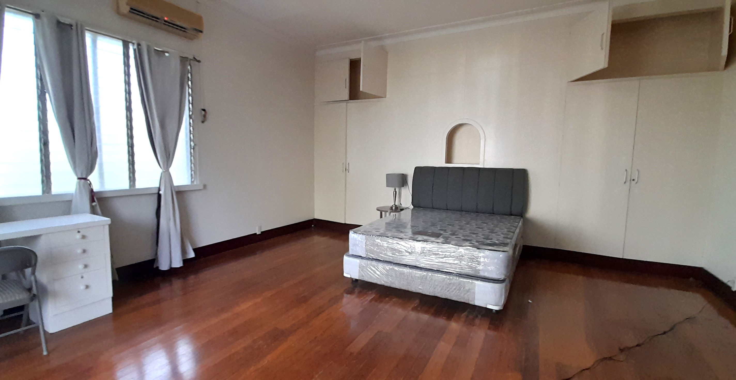 semi-furnished-3-bedroom-bungalow-house-in-lahug-cebu-city