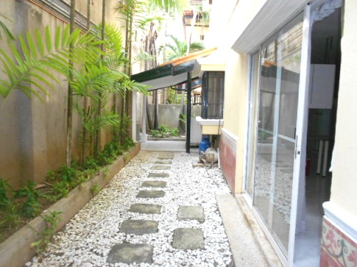house-in-banilad-cebu-city-with-3-bedroom-and-furnished