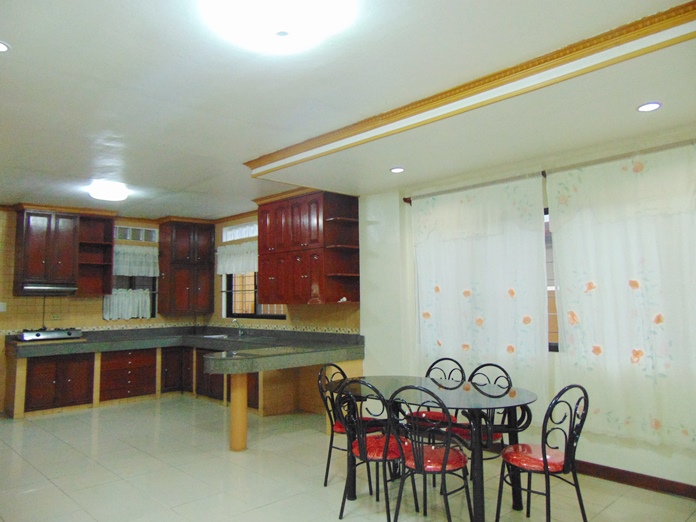 house-for-rent-in-banilad-cebu-city-4-bedroom