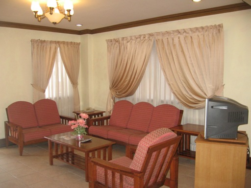 villas-for-rent-with-three-3-bedroom-in-lapu-lapu-city-cebu