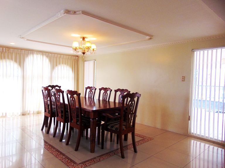 5-bedroom-semi-furnished-house-with-swimming-pool-in-banilad-cebu-city