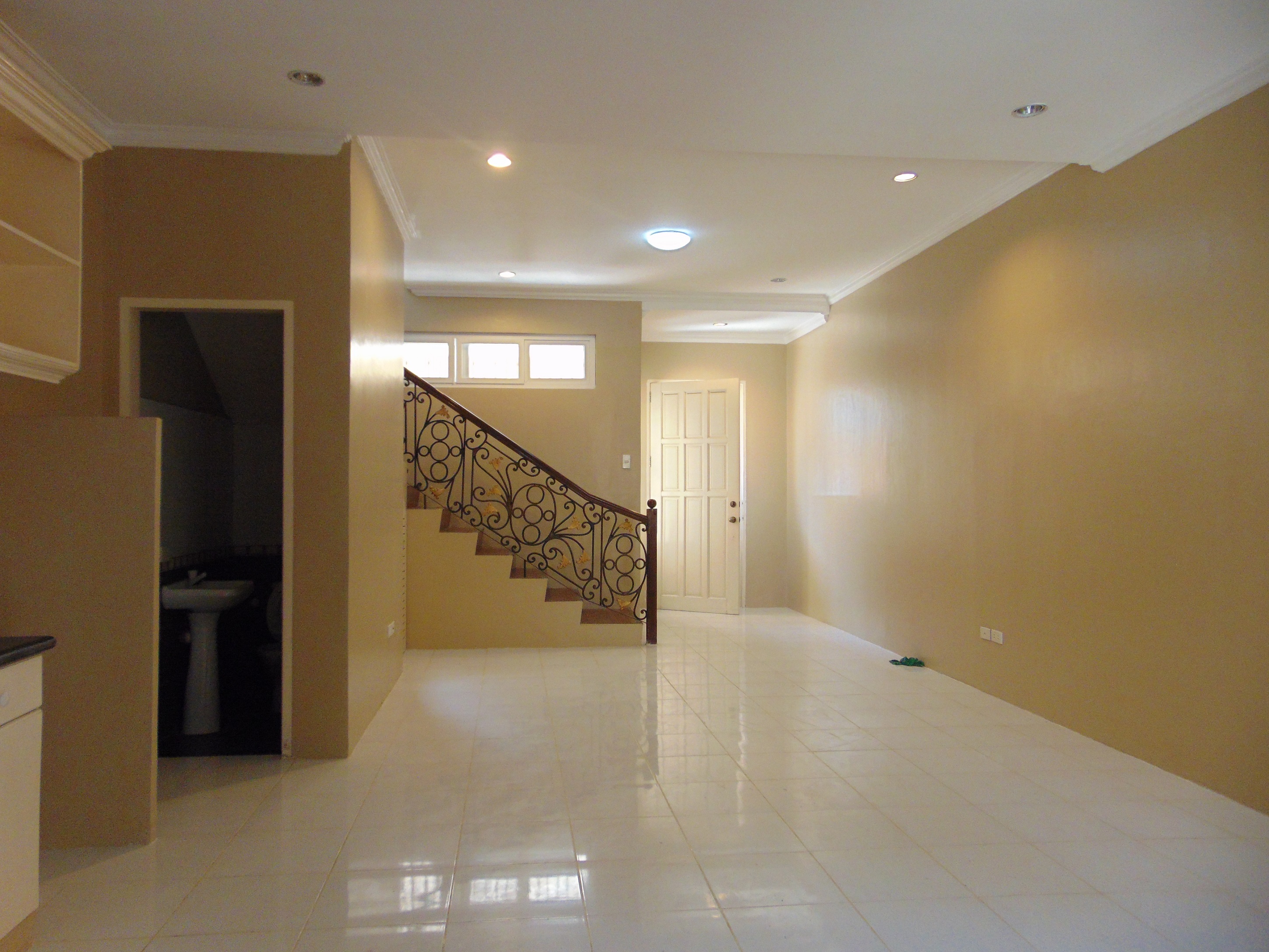 3-bedrooms-townhouse-located-in-mabolo-cebu-city-philippines