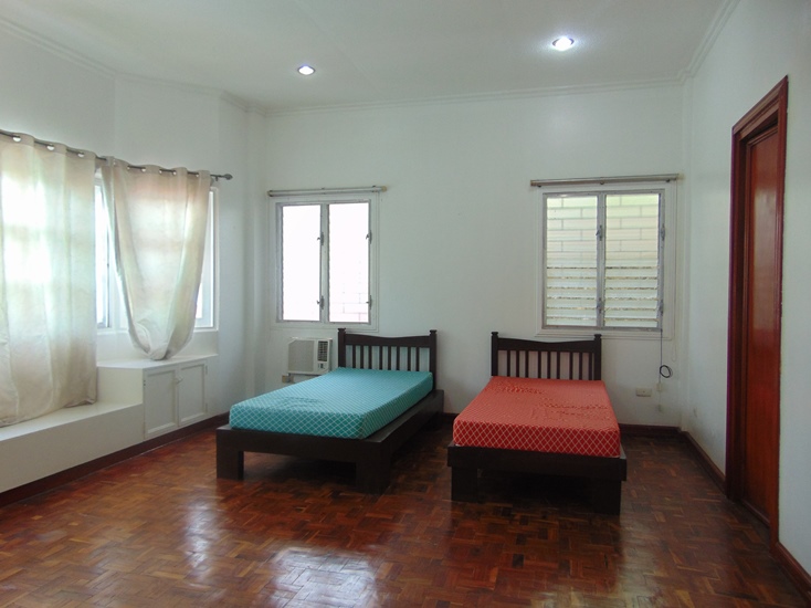 5-bedroom-un-furnished-house-with-swimming-pool-in-banilad-cebu-city