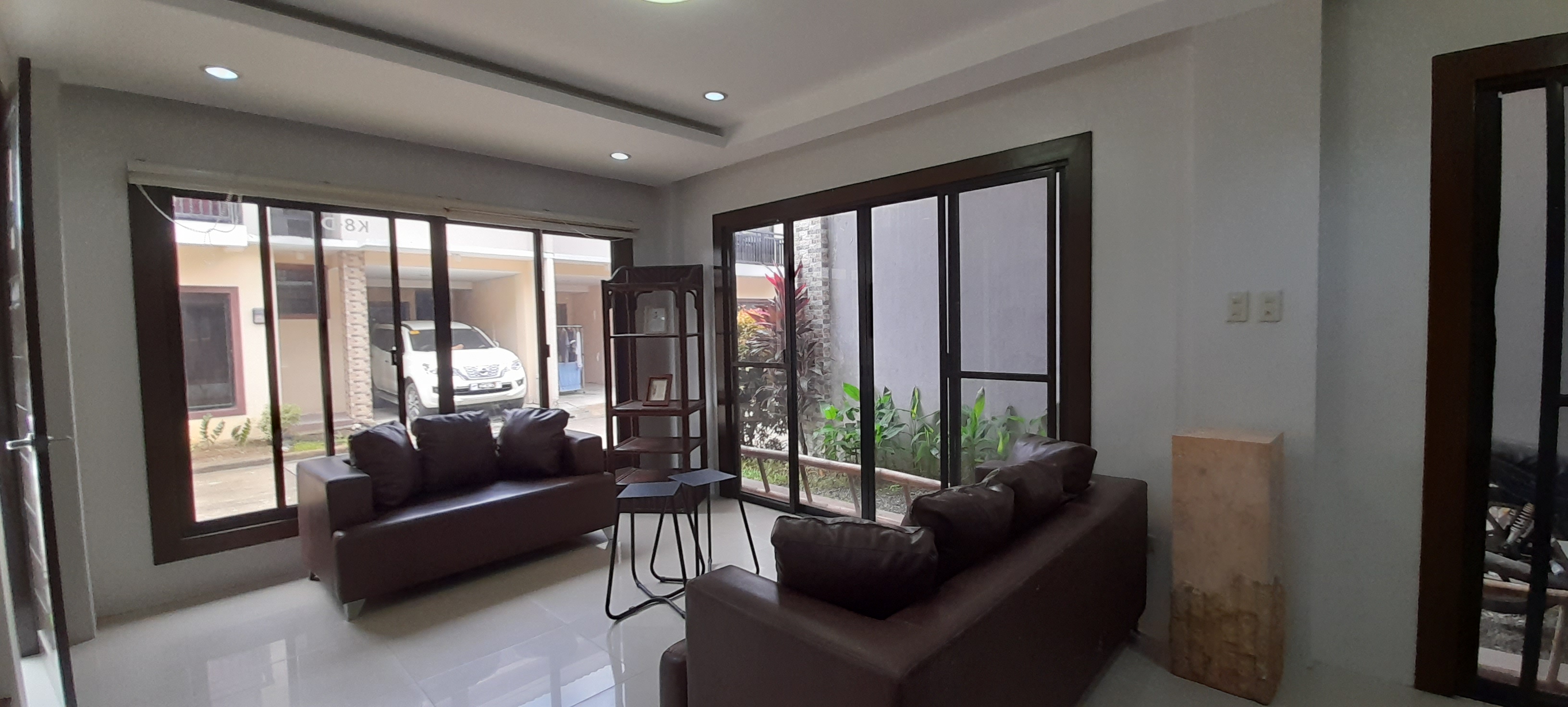 5-bedroom-semi-furnished-house-located-in-guadalupe-cebu-city