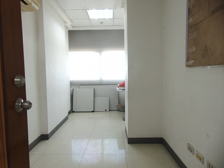 office-space-in-mandaue-city-cebu-201-square-meters