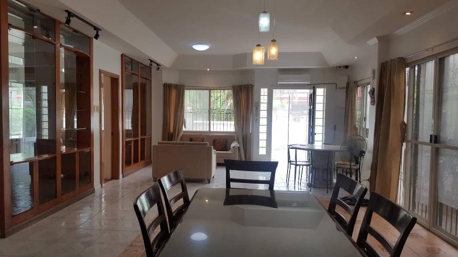 4-bedroom-semi-furnished-house-in-banilad-cebu-city