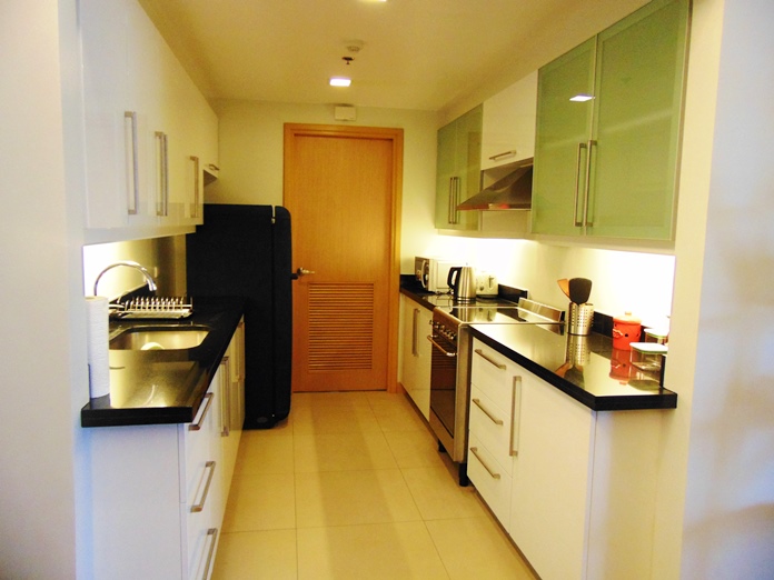 2-bedroom-furnished-condo-for-rent-at-1016-residences-cebu-city
