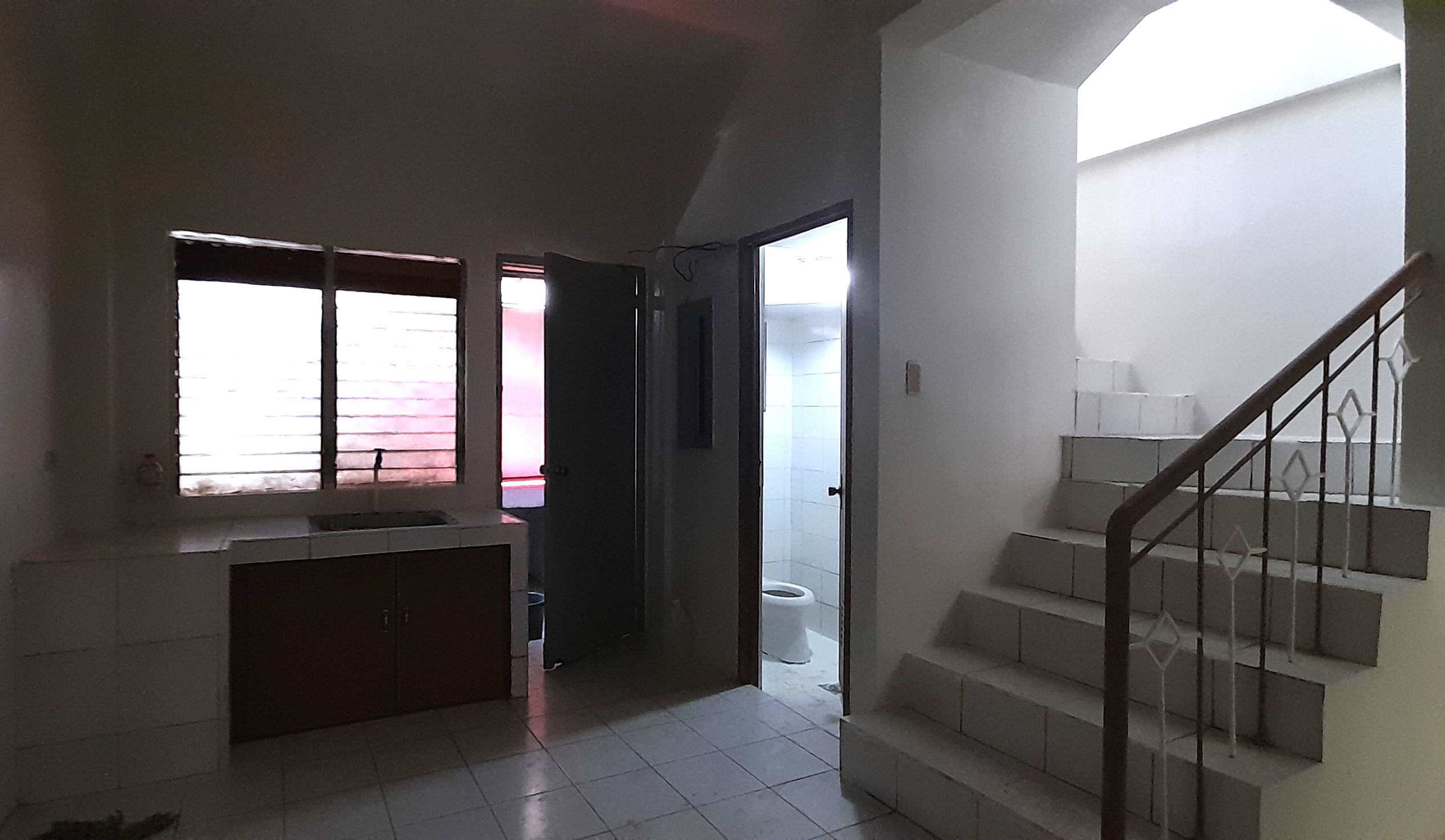 3-bedroom-apartment-in-capitol-cebu-city-and-unfurnished