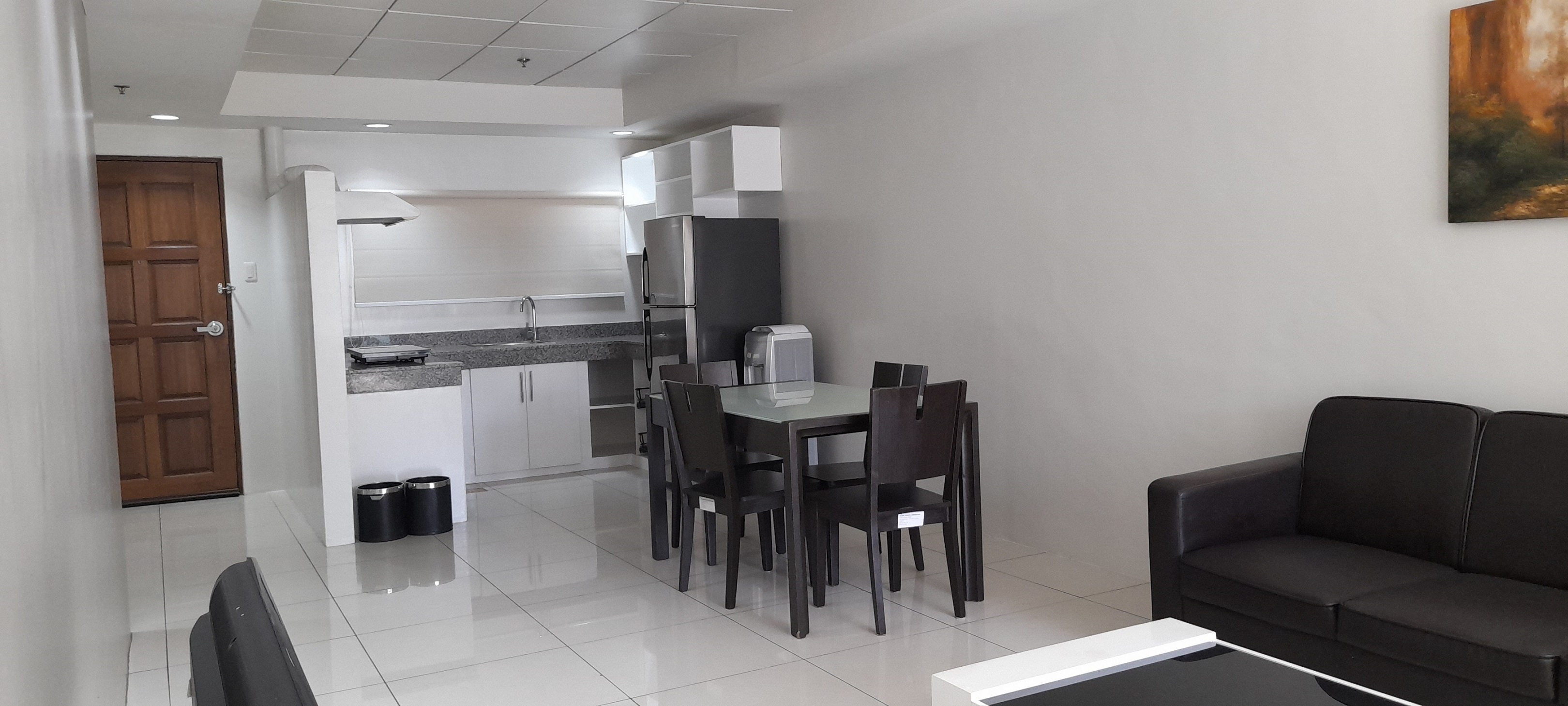 2-bedroom-furnished-apartment-in-near-ayala-cebu-city