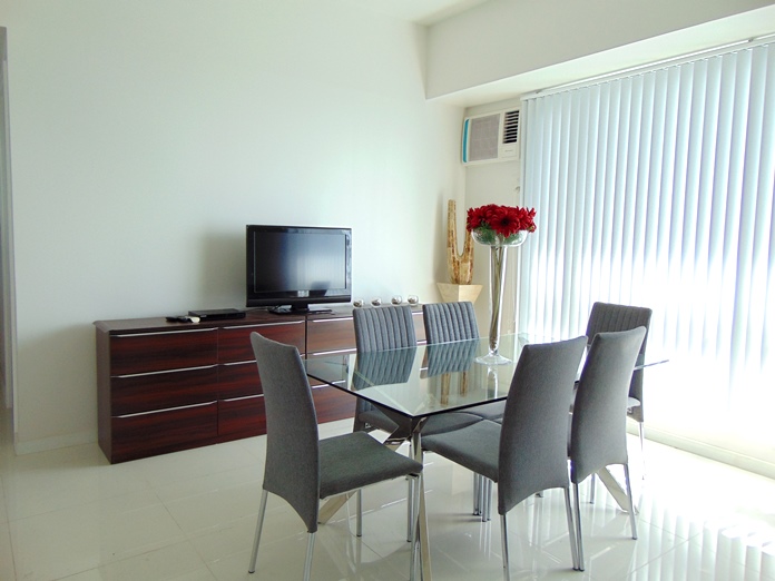 2-bedroom-fully-furnished-condominium-for-rent-in-marco-polo-lahug-cebu-city