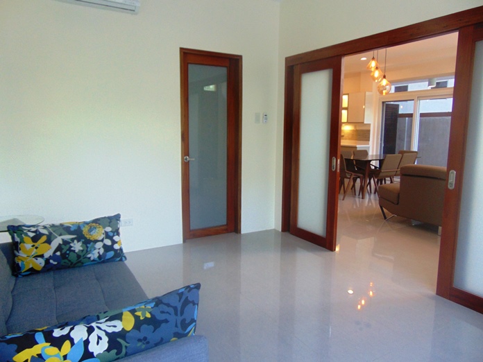 5-bedroom-house-for-sale-and-furnished-in-banilad-cebu-city
