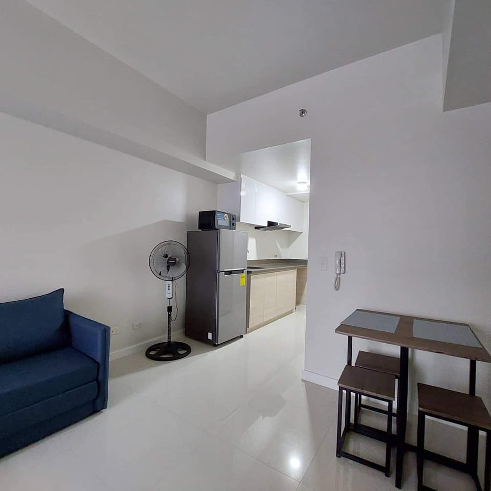 mandani-bay-furnished-studio-condominium-with-wifi-in-nra-mandaue-city-cebu