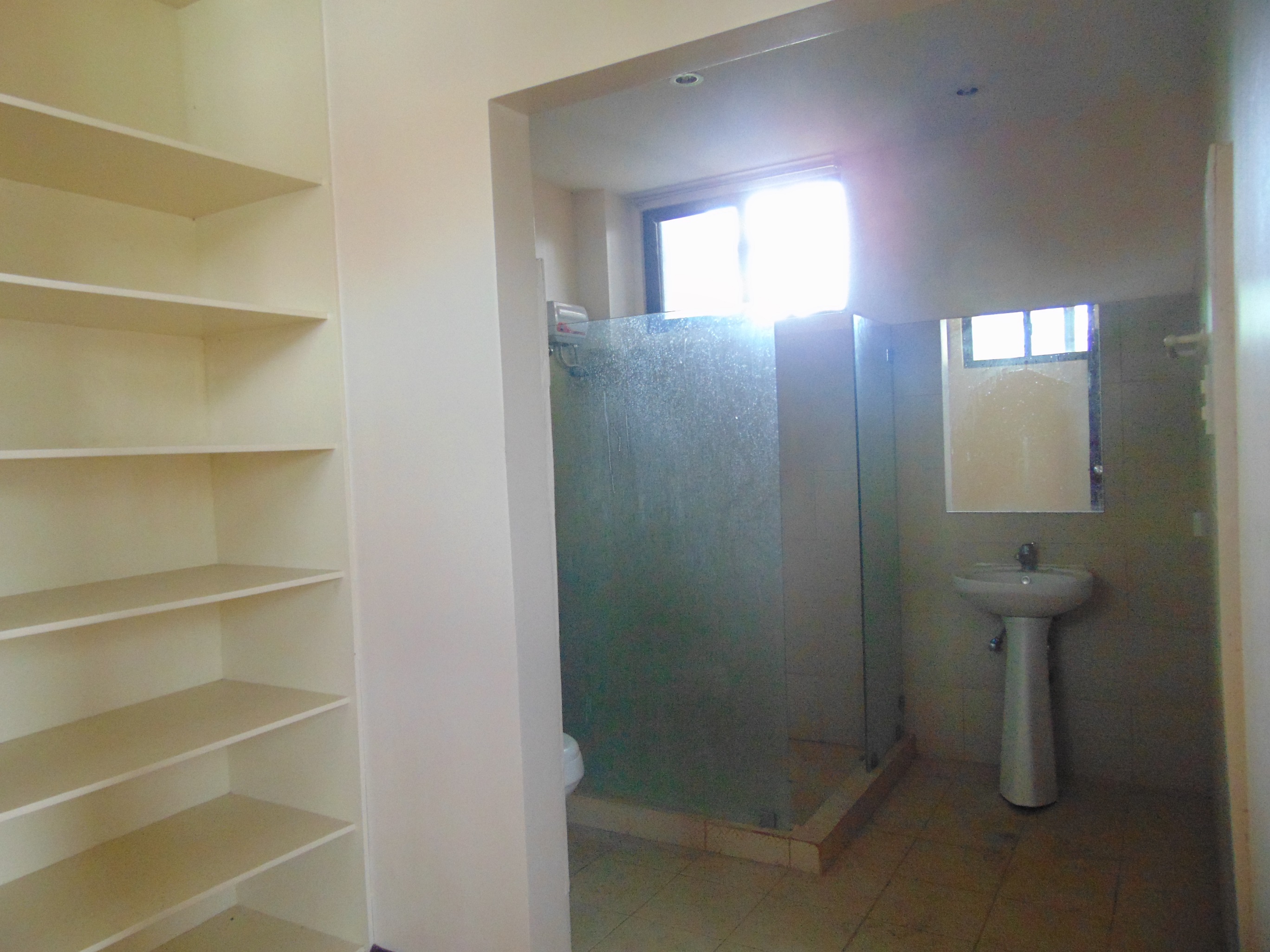 unfurnished-3-bedrooms-apartment-in-banawa-cebu-city