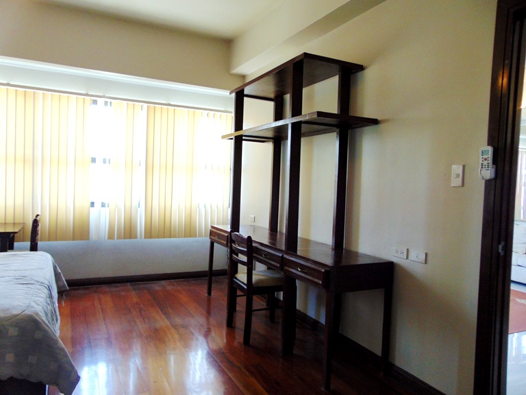 2-bedrooms-condominium-in-cebu-business-park-cebu-city