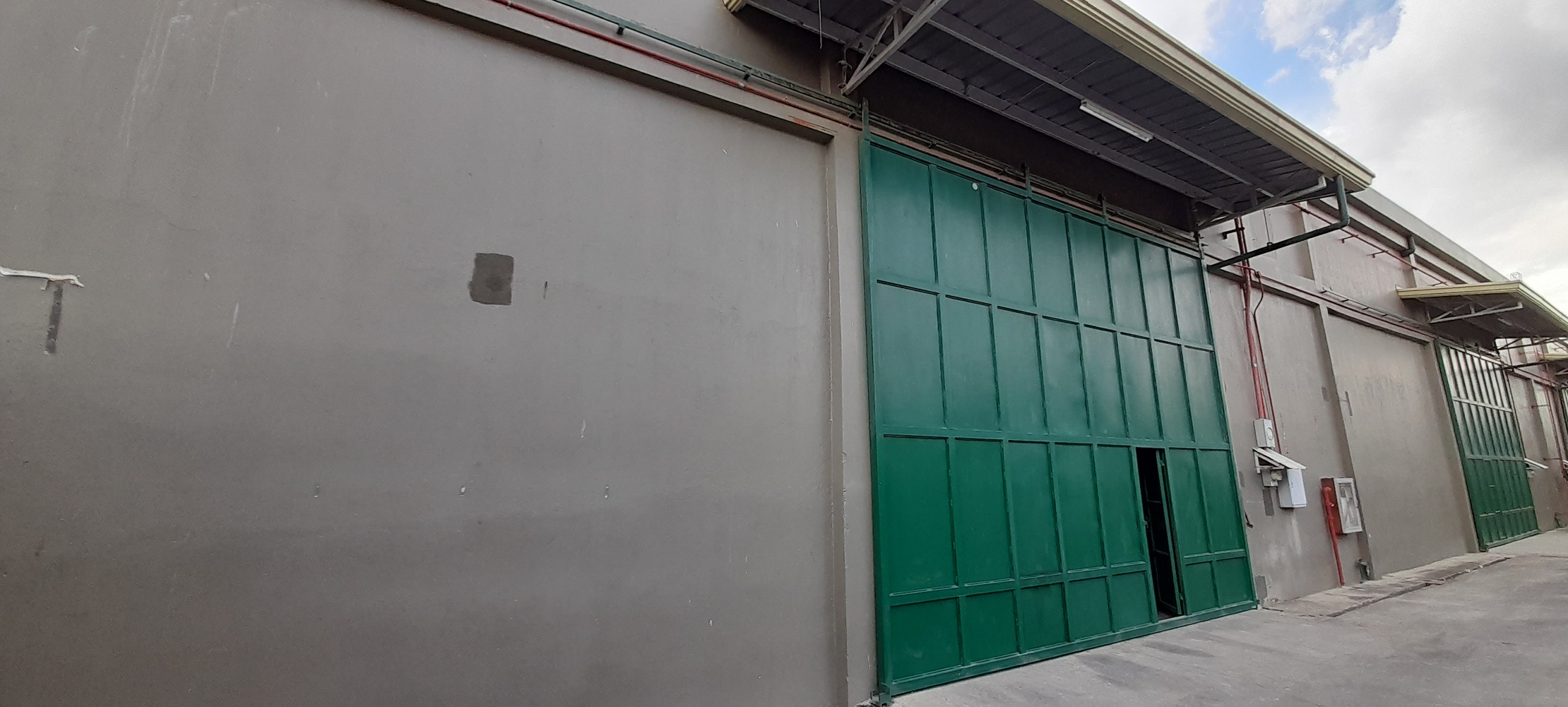 Warehouse for Rent  in Mandaue City, Cebu, 1,000 Square Meters