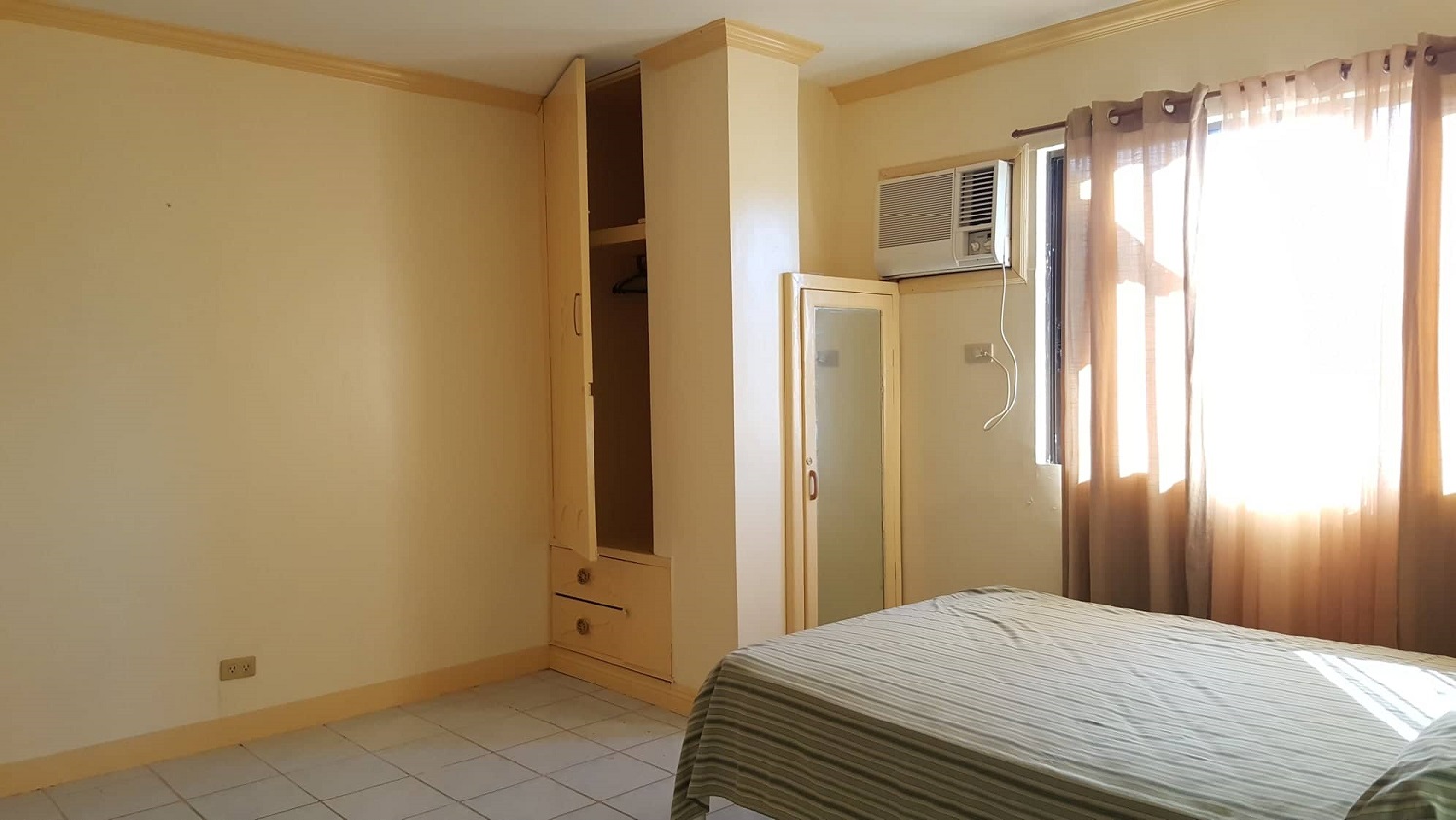 2-bedrooms-building-apartment-located-in-lahug-cebu-city