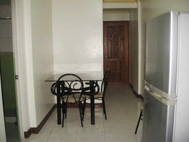2-bedroom-semi-furnished-apartment-in-banilad-cebu-city