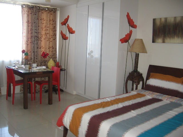 Studio Condominium For Rent in Cebu Business Park Cebu City Furnished Unit