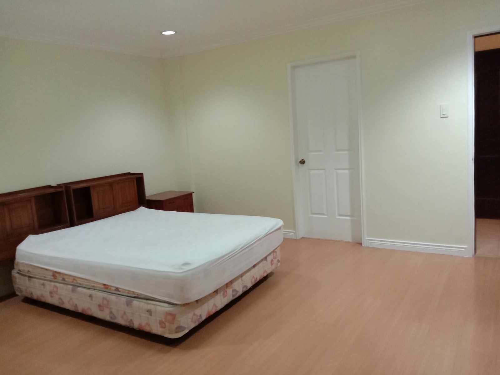 2-bedroom-furnished-apartment-in-escario-cebu-city